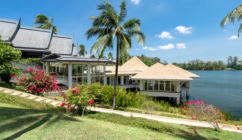 SAii Laguna Phuket Food Beverage The Club Exterior